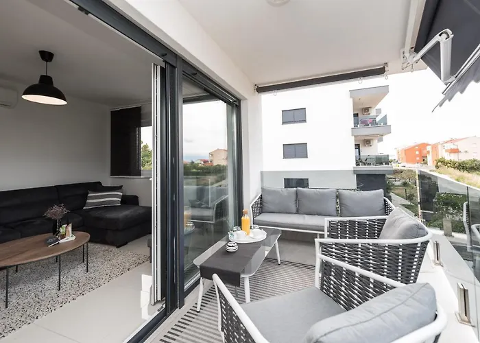 Enjoy Apartment Nin